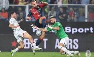 神奇避球！门将英勇奋战，保护球门